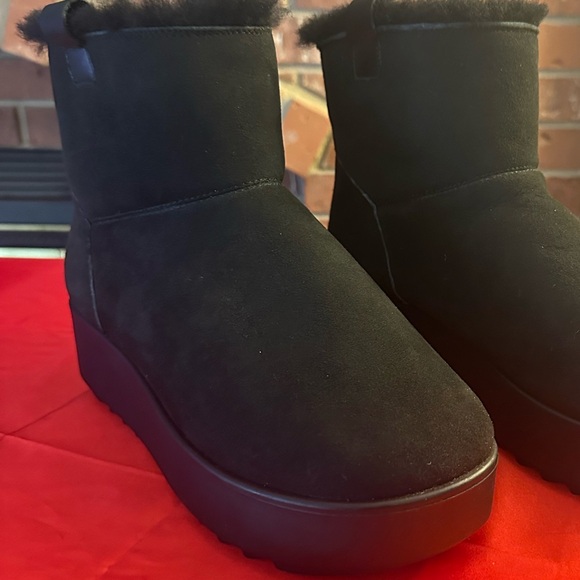 WOW POSHMARK - Authentic HOOR NWOT Leather Boots - Picture 15 of 15